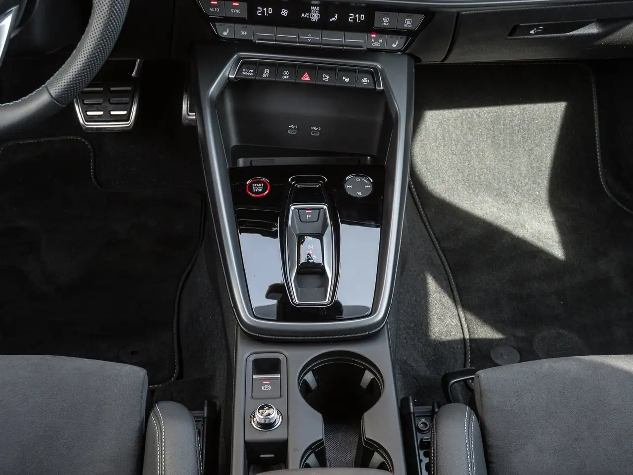 Audi S3 Sportback 2.0 TFSI quattro S tronic 13