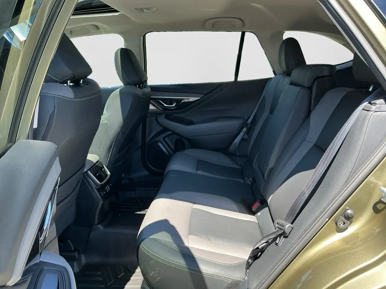 Subaru OUTBACK fotografie Subaru OUTBACK