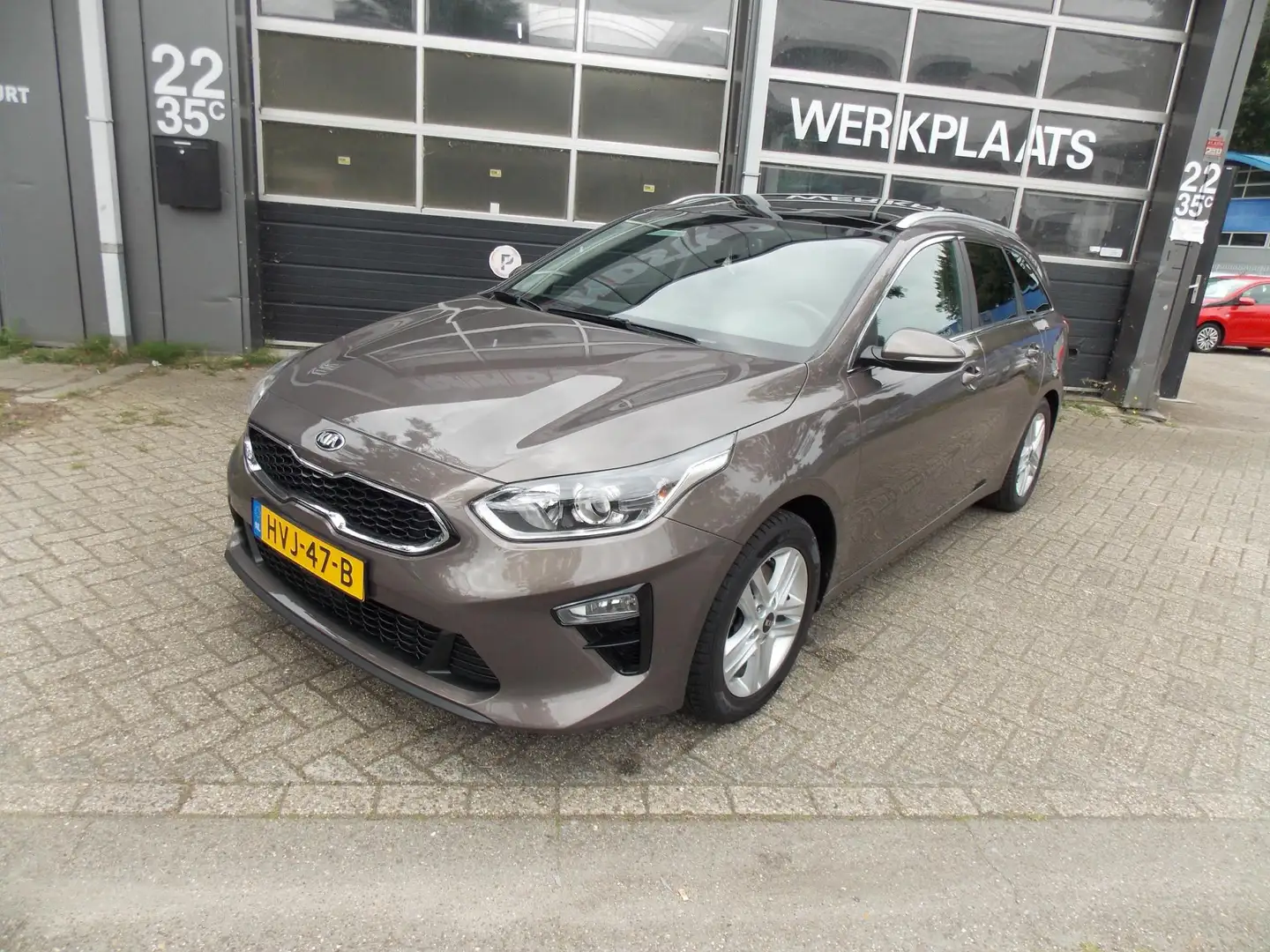Kia Ceed SW / cee'd SW Sportswagon 1.4 T-GDi DynamicPlusLine Automaat Cam Bruin - 2