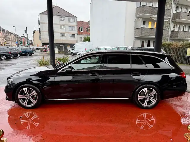 Mercedes-Benz E-Class view 6