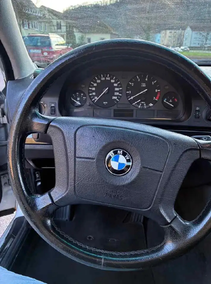 BMW 523 i TÜV neu, foto 2