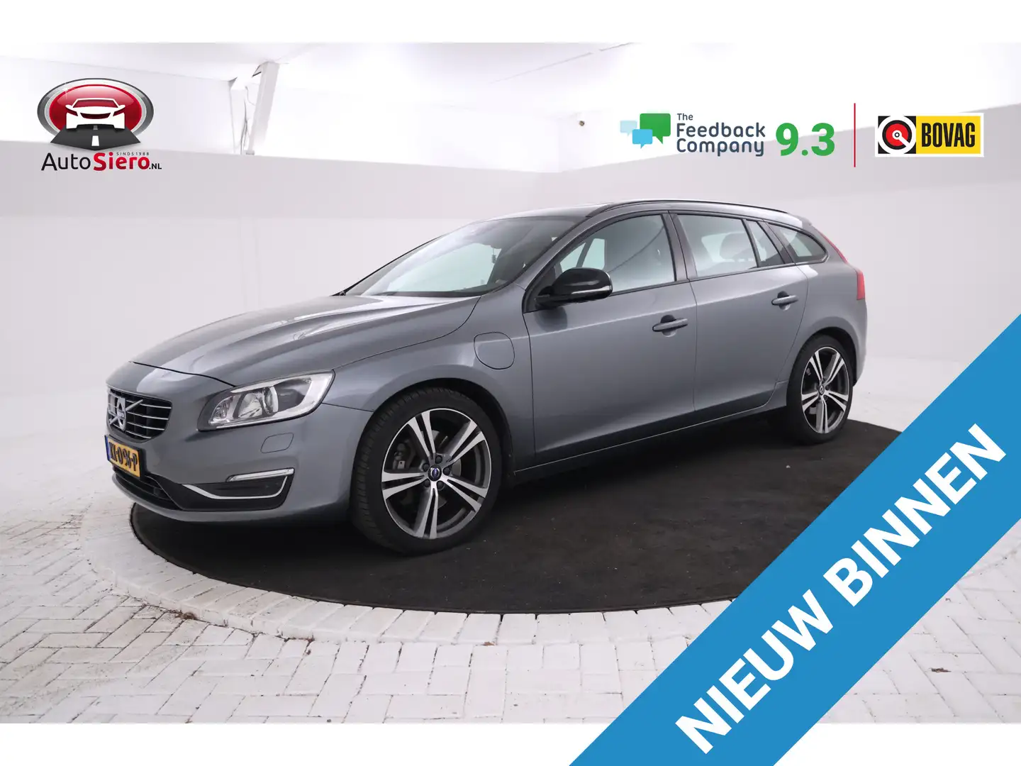 Volvo V60 2.4 D5 Twin Engine R-Design Nw motor 180.000 KM, A Gris - 1