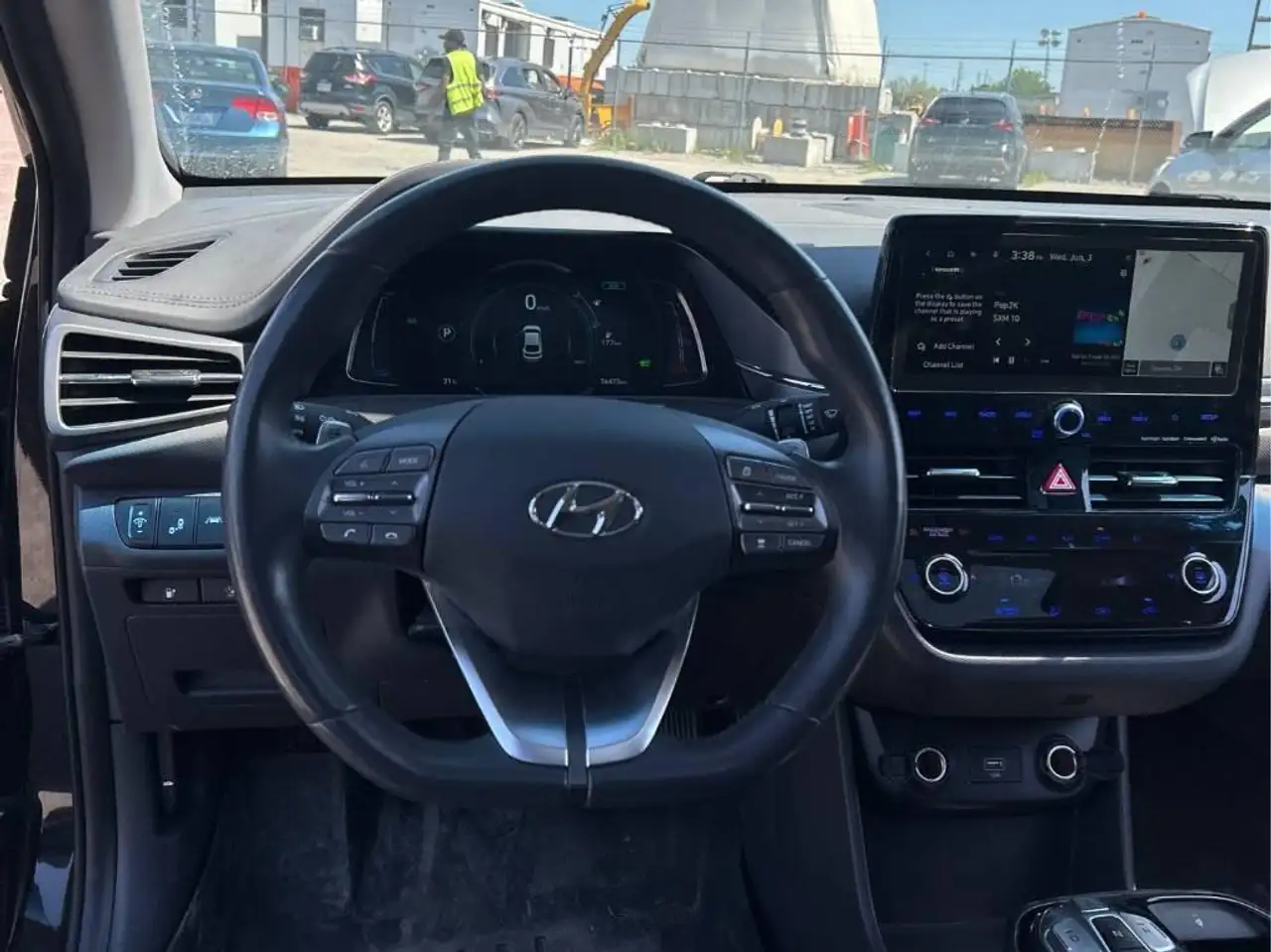 Hyundai IONIQ снимка Hyundai IONIQ
