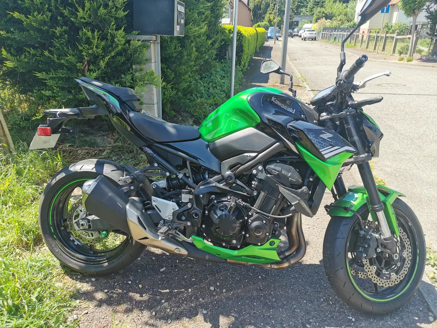 Kawasaki 900 Z zelena - 2