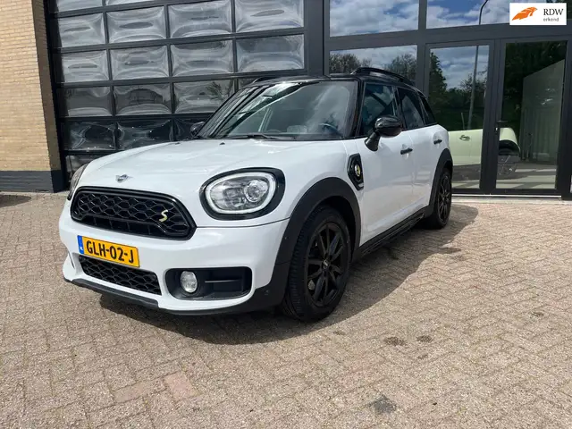 MINI Cooper SE Countryman Mini ALL4 Chili , Panodak,Automaat