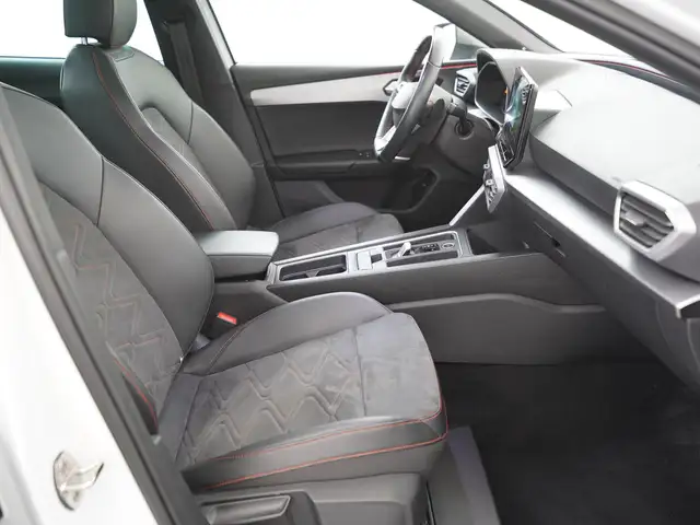 Seat Leon view 3