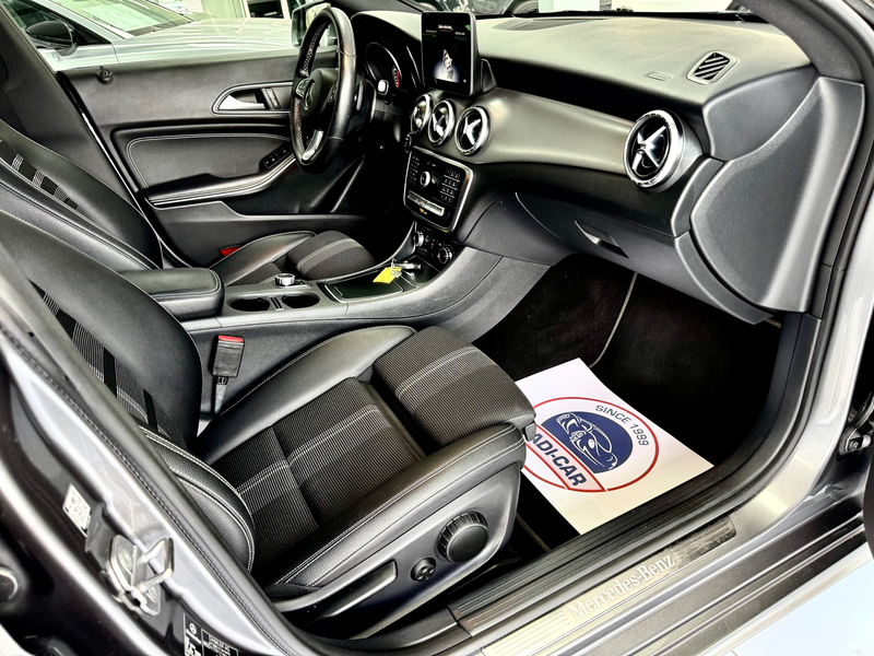 Mercedes-Benz CLA 180 d 110cv Shooting Brake - PACK URBAN — photo 9