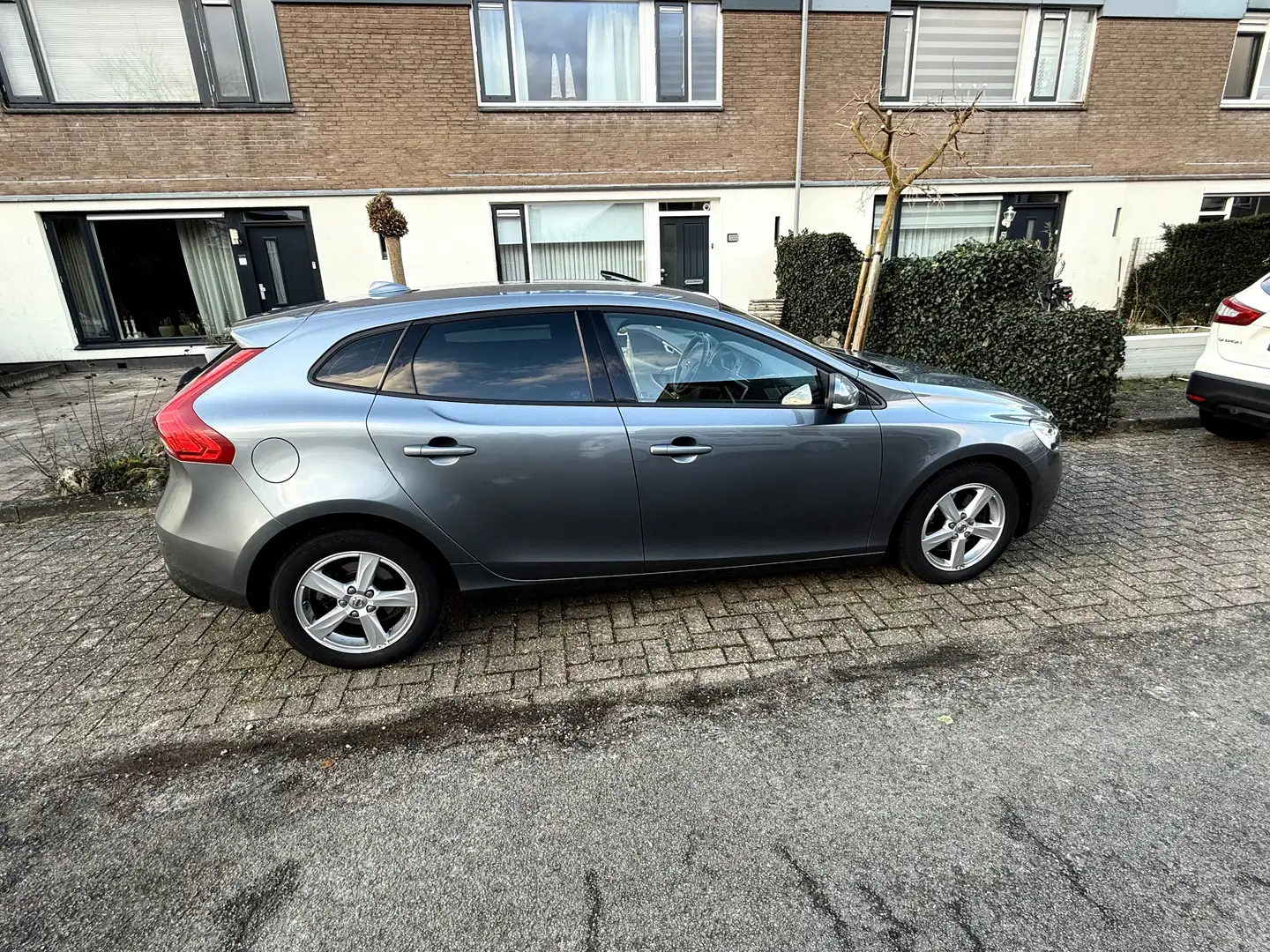 Volvo V40 V40 2.0 T2 Nordic Grijs - 1