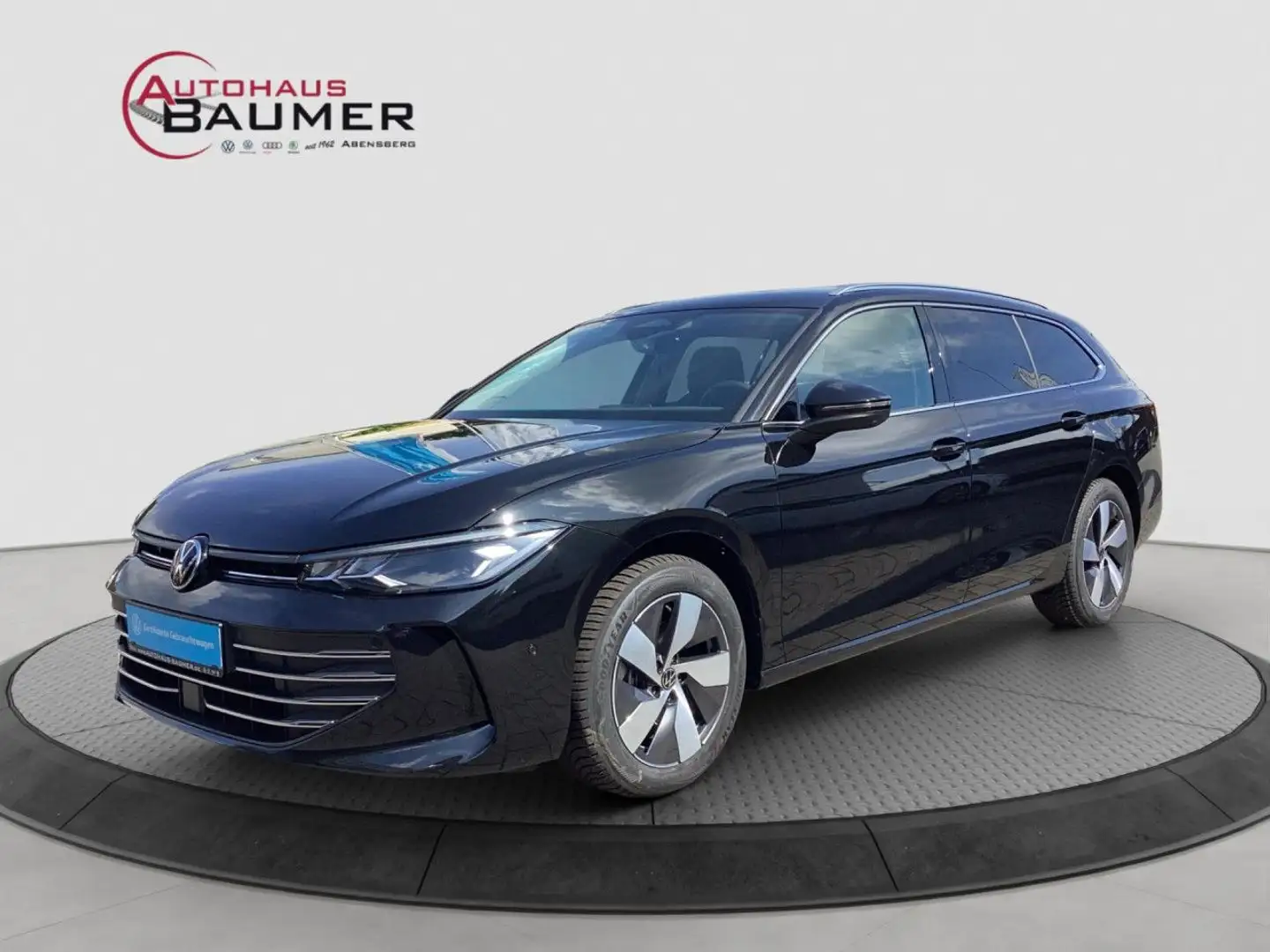 Volkswagen Passat Variant Business 1.5 eTSI DSG Navi LED AHK Zwart - 2