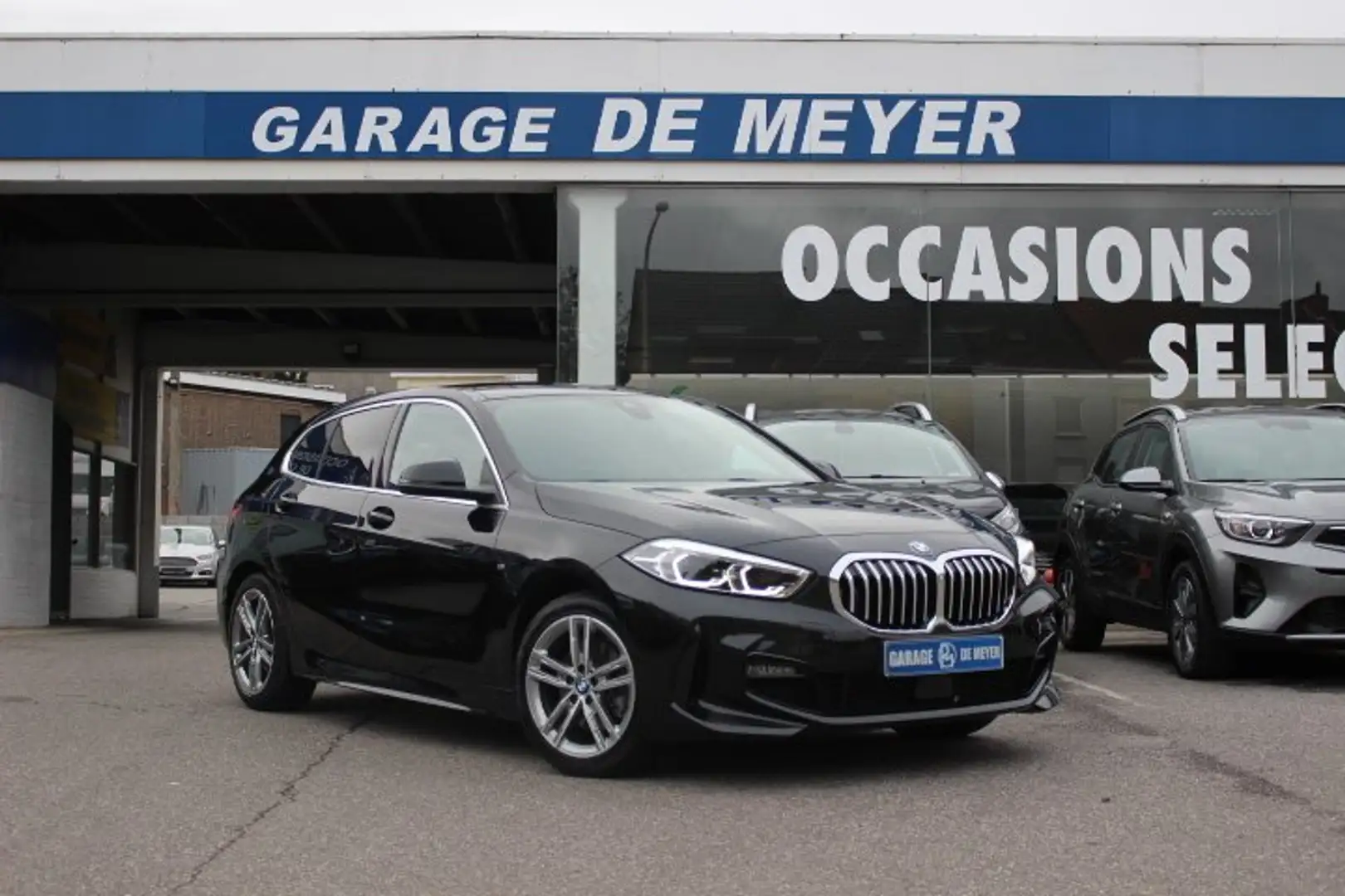 BMW 118 118iA Pack M Sport Zwart - 1