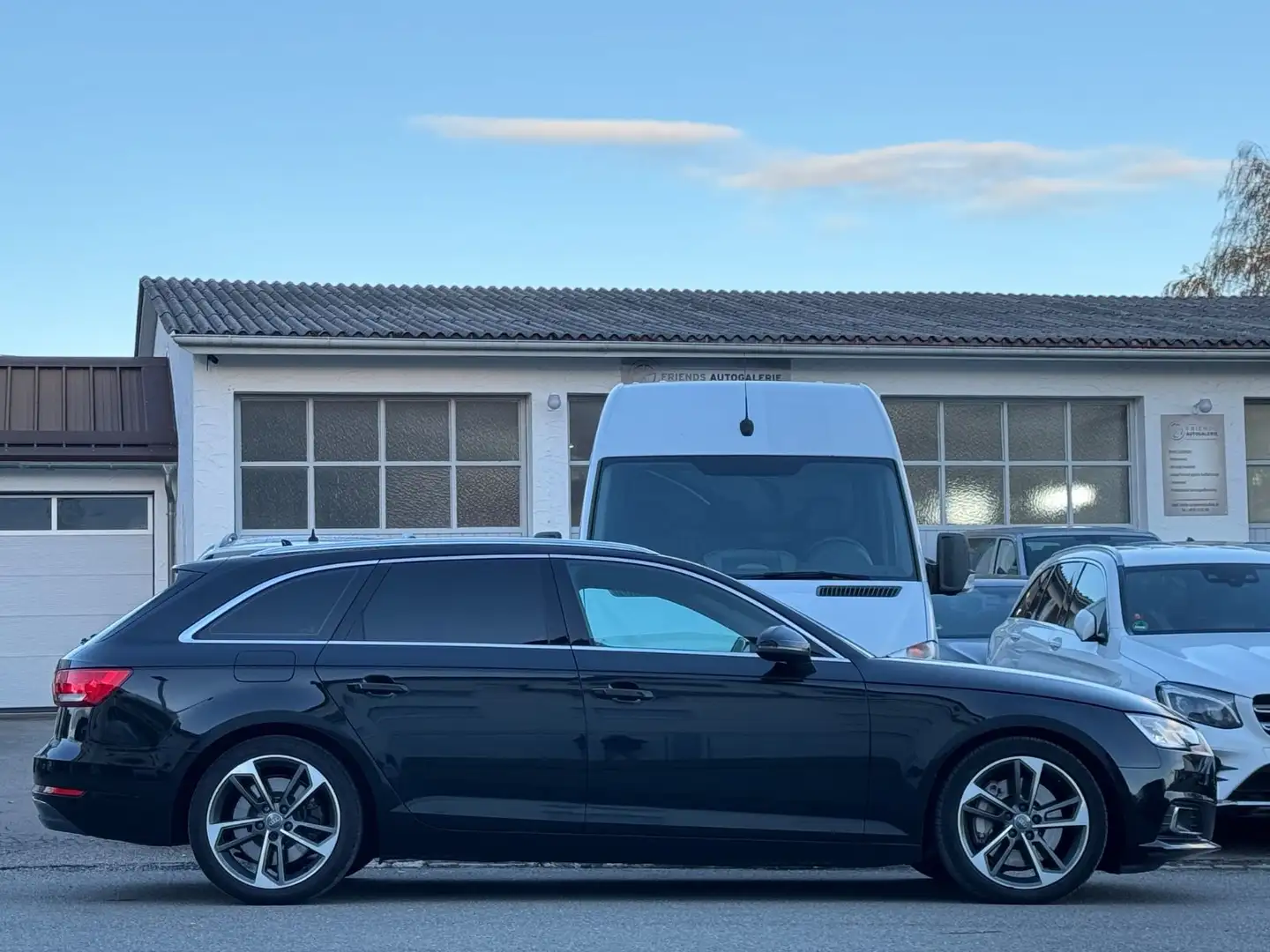 Audi A4 Avant quattro sport Noir - 2