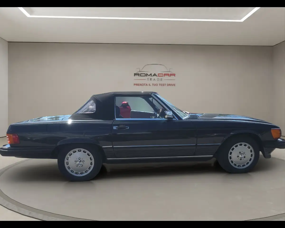Mercedes-Benz Mercedes 560 SL – ASI, INTERNI ROSSI, foto 4