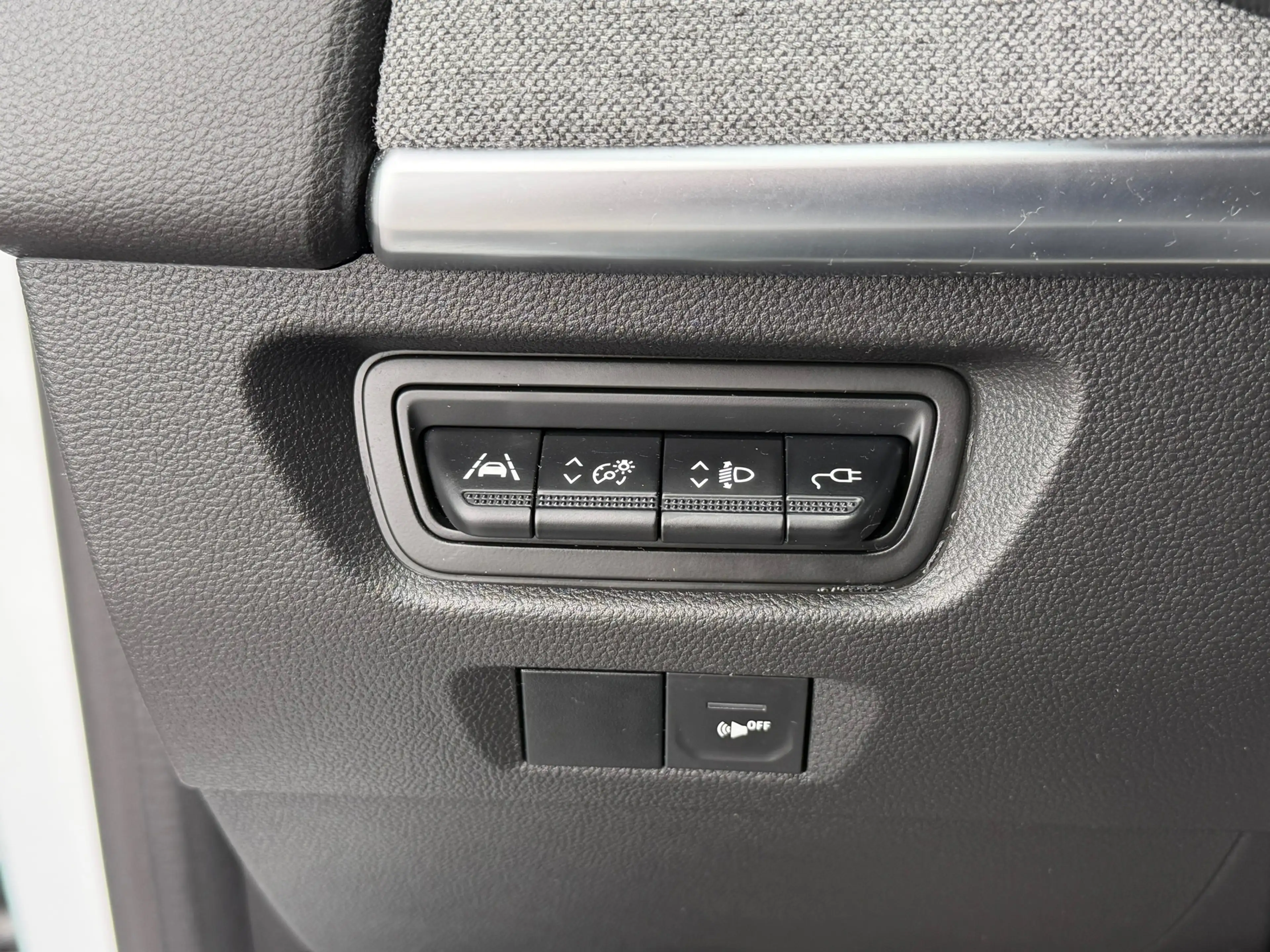 Renault ZOE R135 Intens 52 kWh /airco/cruise/navi/camera/PDC/ — photo 10