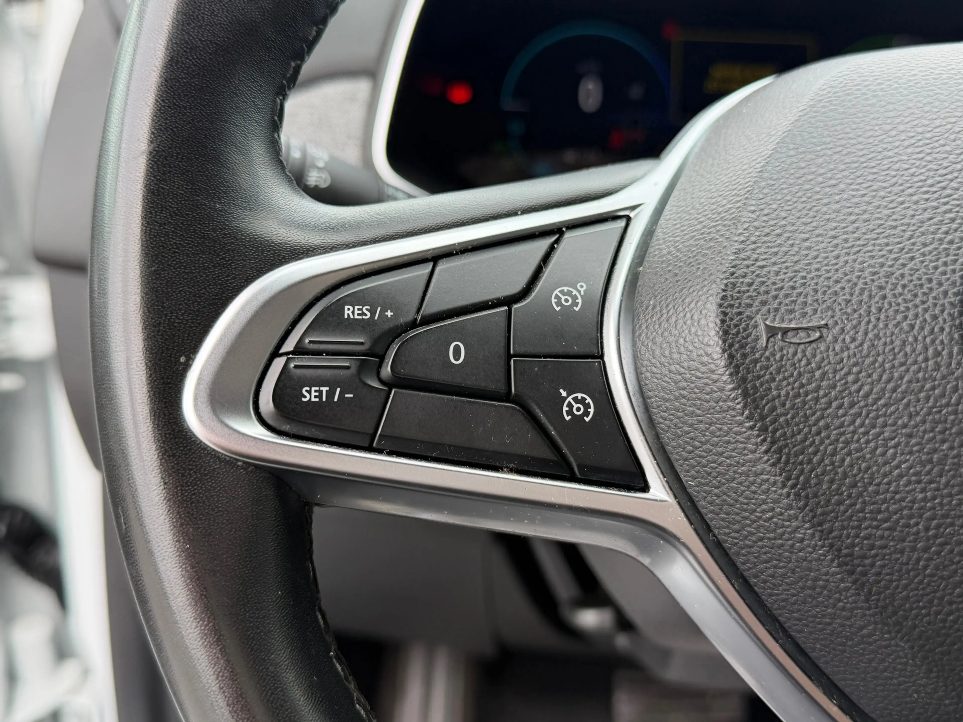 Renault ZOE R135 Intens 52 kWh /airco/cruise/navi/camera/PDC/ — photo 12