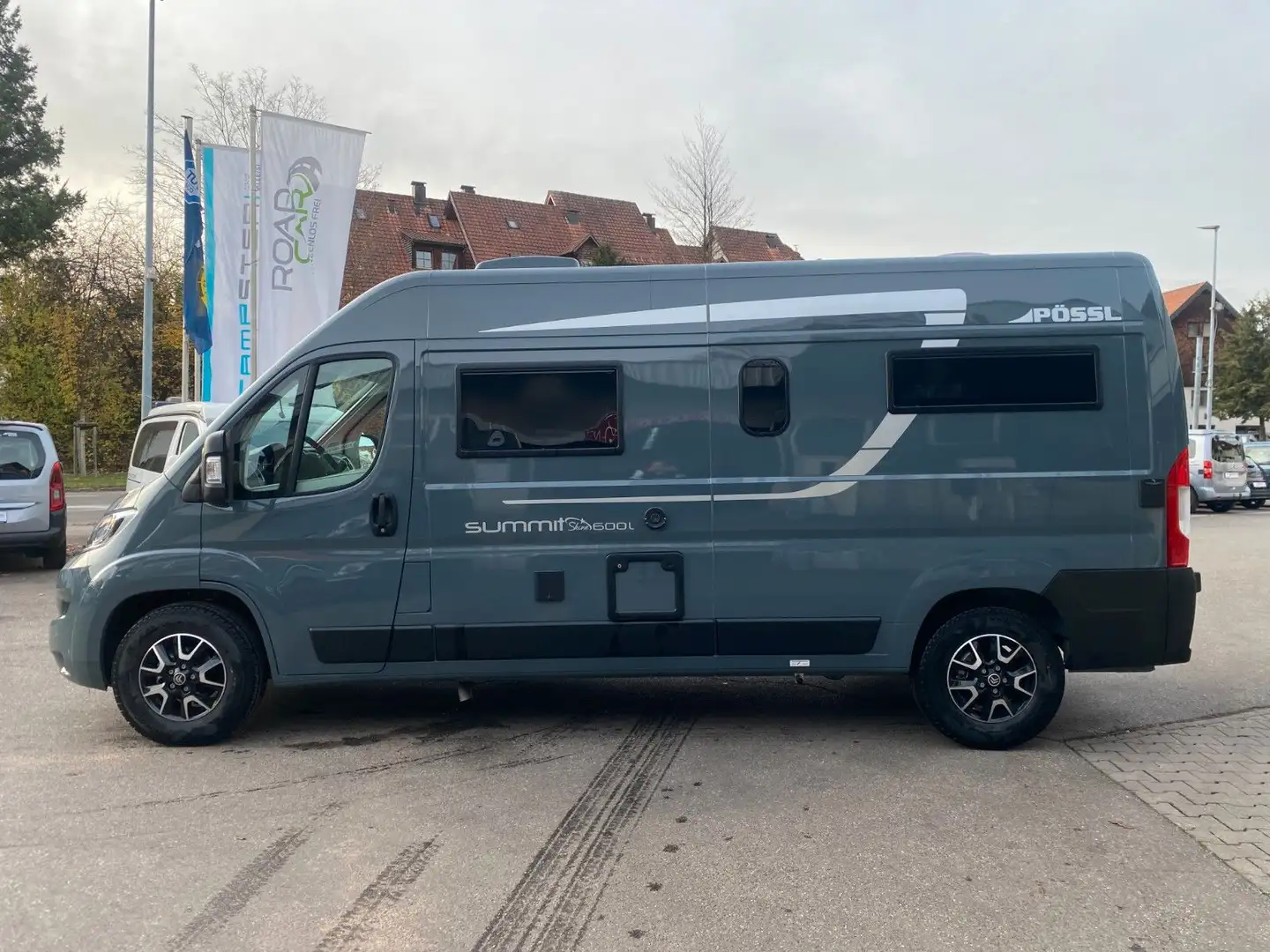 Pössl Summit 600 L Shine 140 PS*Doppelsitzbank*2.Batt. Grau - 2