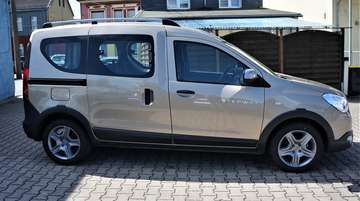 Stepway 1.6 NAVI+1.Hand+KLIMA*PDC