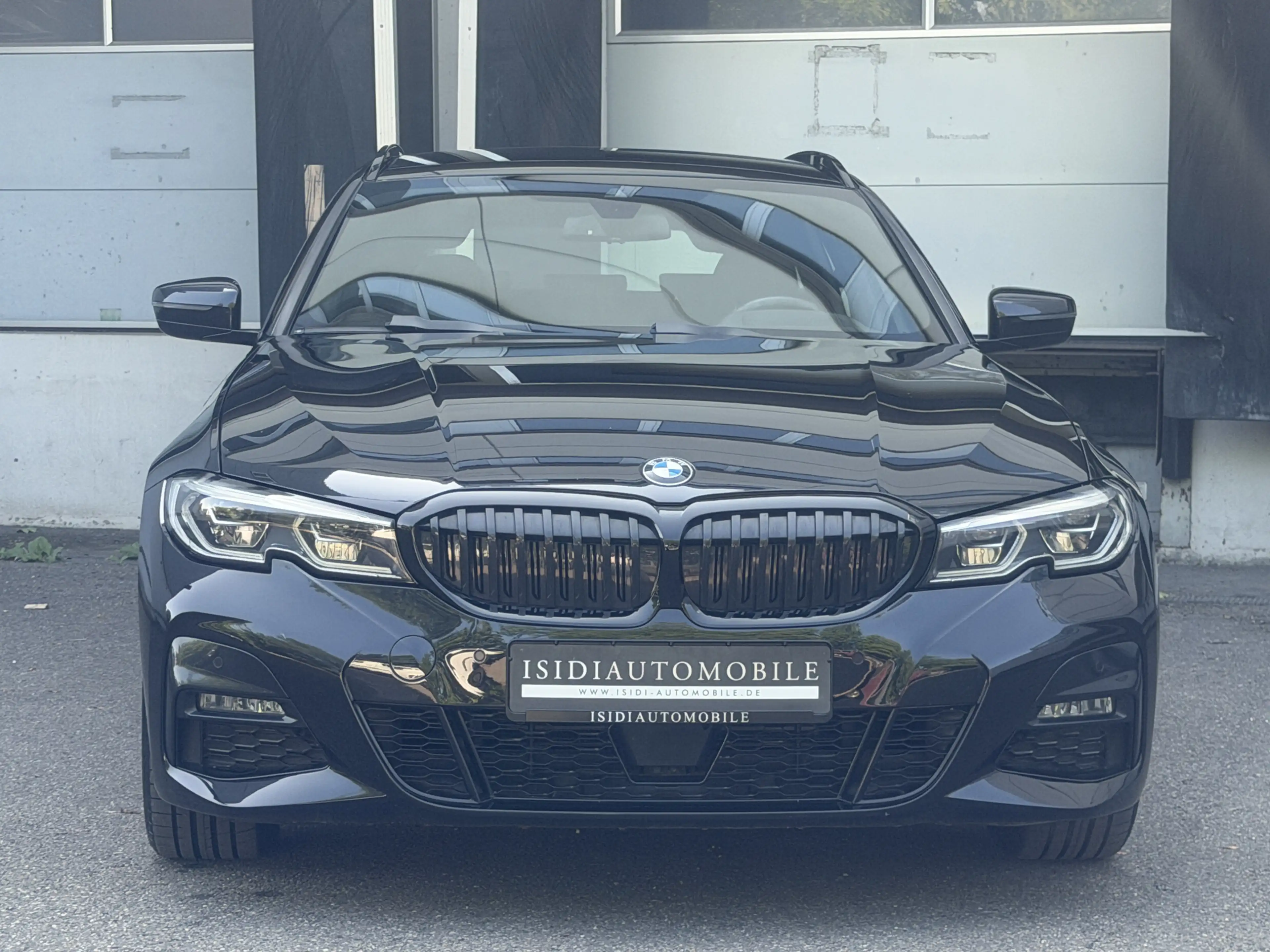 BMW 330 D xDrive M-Sport LED Live-Cockpit HuD H&K — photo 10