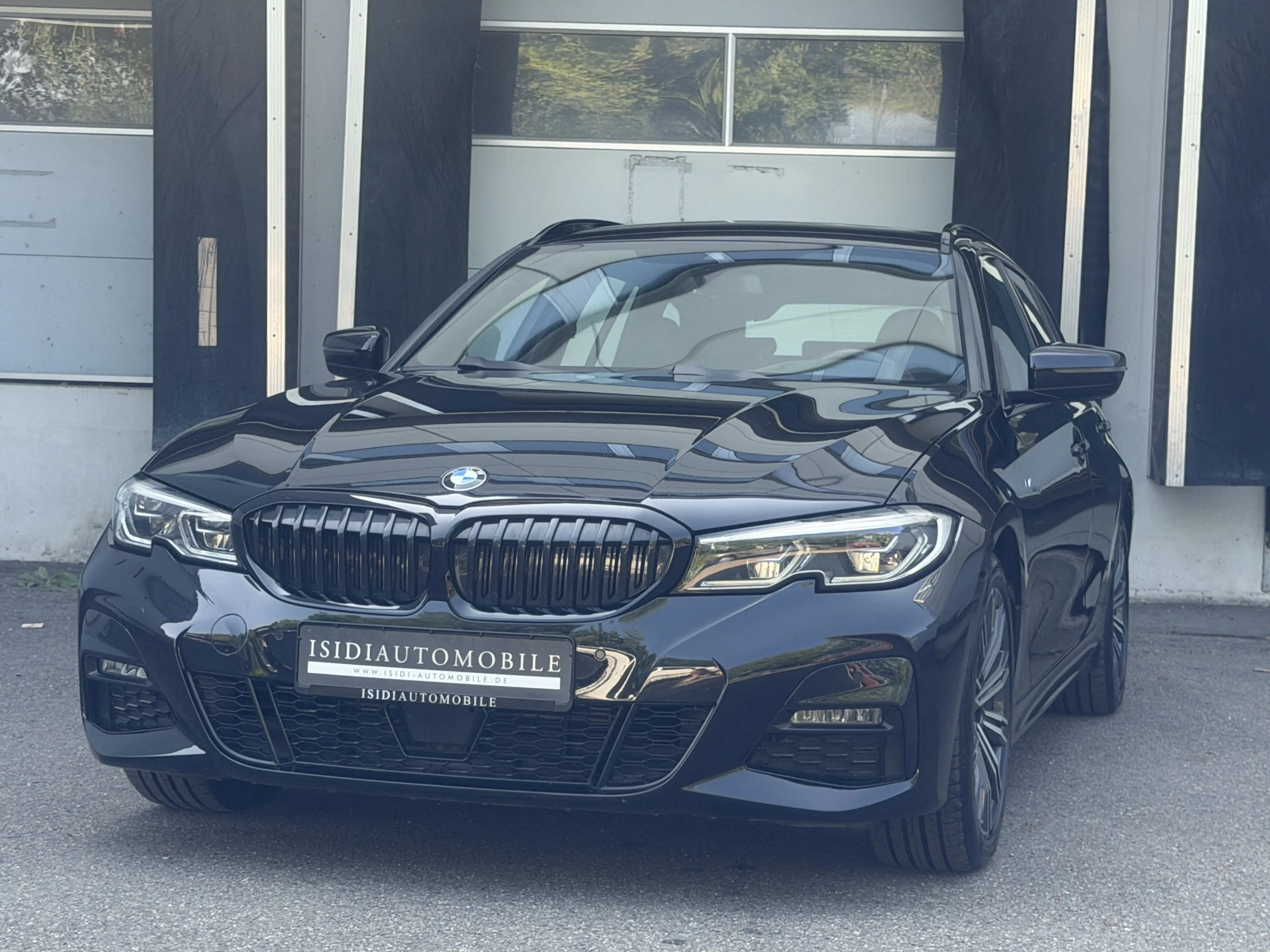BMW 330 D xDrive M-Sport LED Live-Cockpit HuD H&K