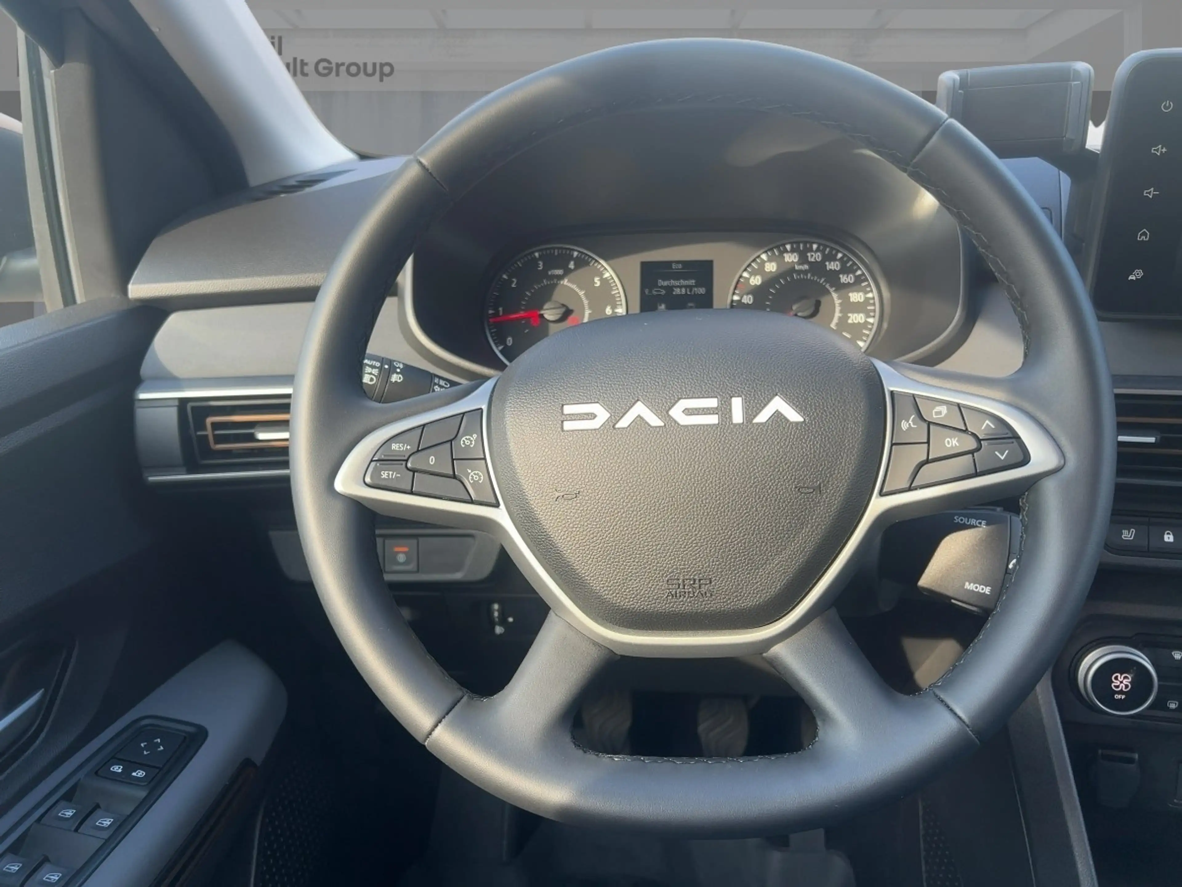 Dacia Jogger 1.0 TCe 110 EXTREM + 7-Sitzer . — photo 11