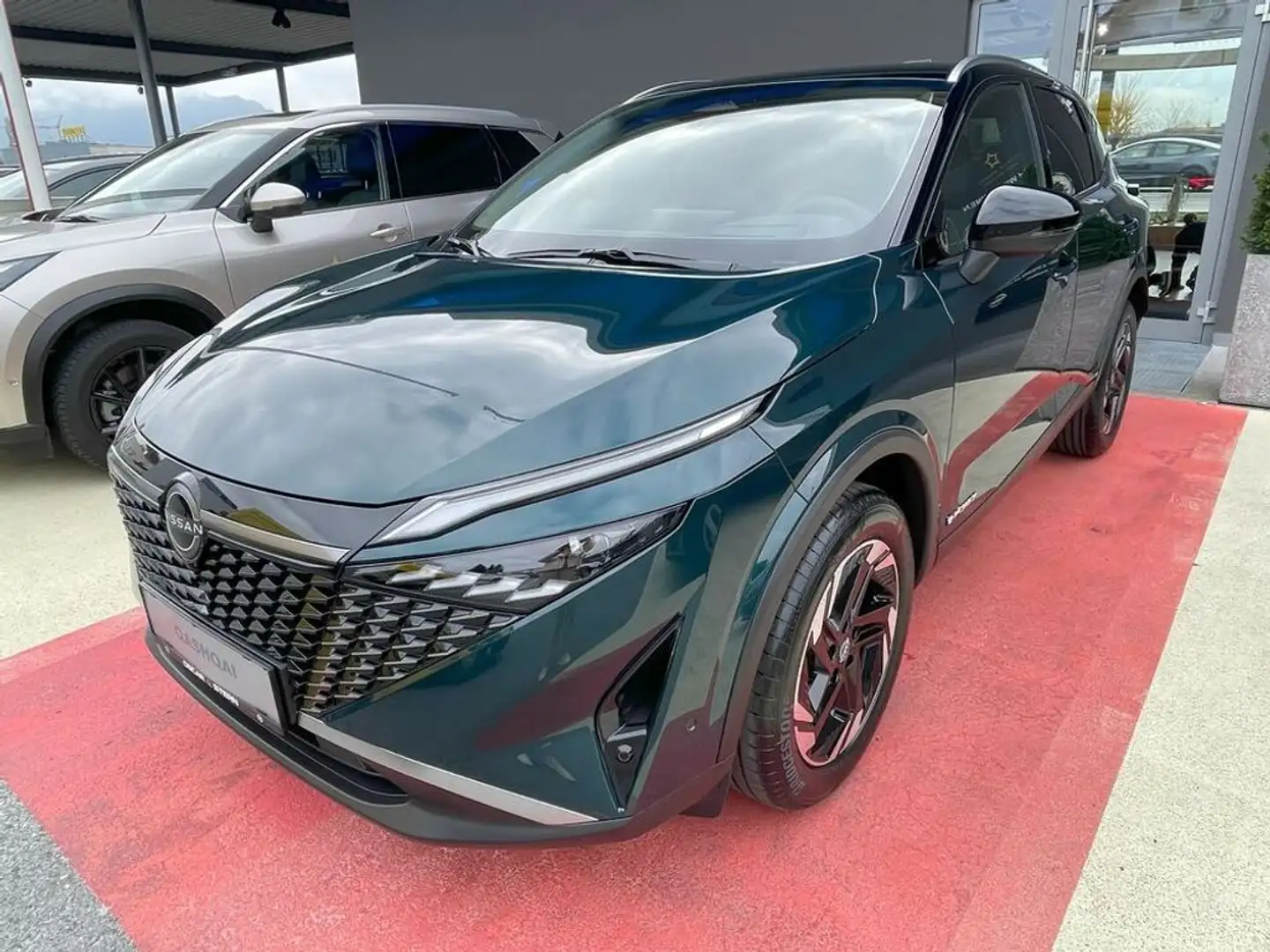 Nissan Qashqai N-Connecta+  e-Power Aut. Grün - 1