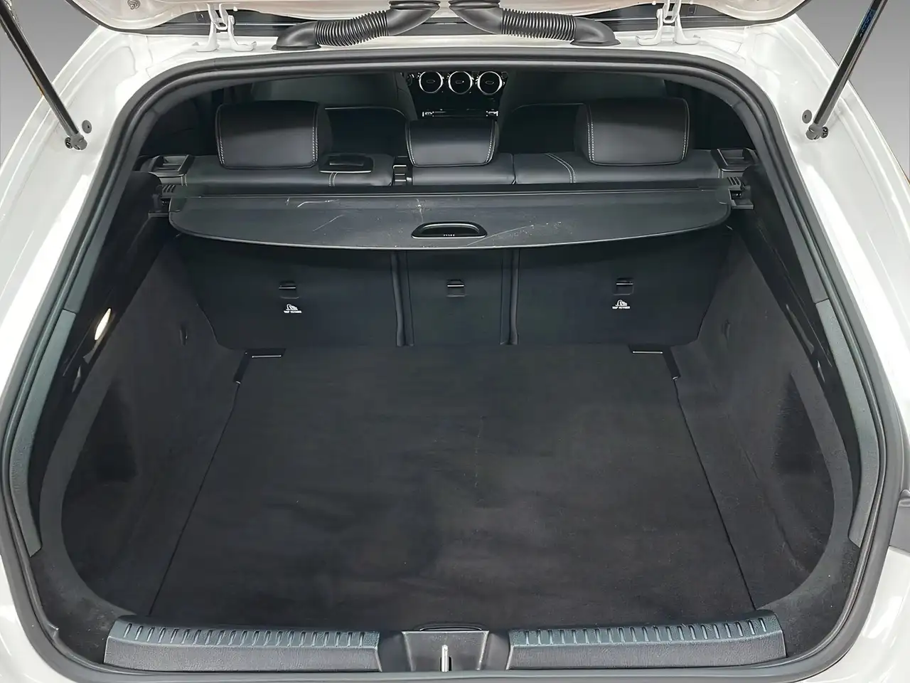 Mercedes-Benz CLA 180 SB LED+MBUX+Kamera+SHz+DAB+AHK 8