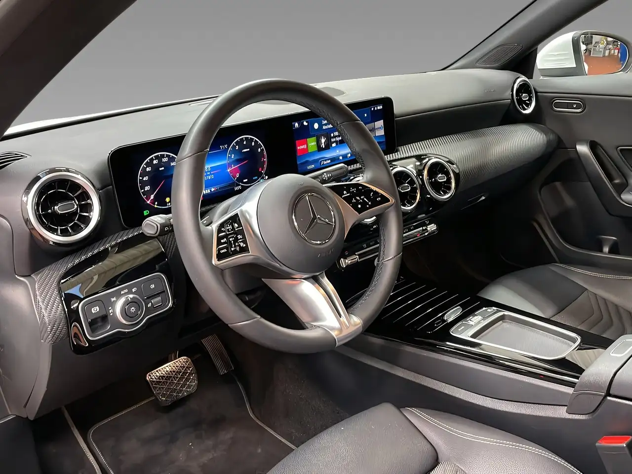 Mercedes-Benz CLA 180 SB LED+MBUX+Kamera+SHz+DAB+AHK 15