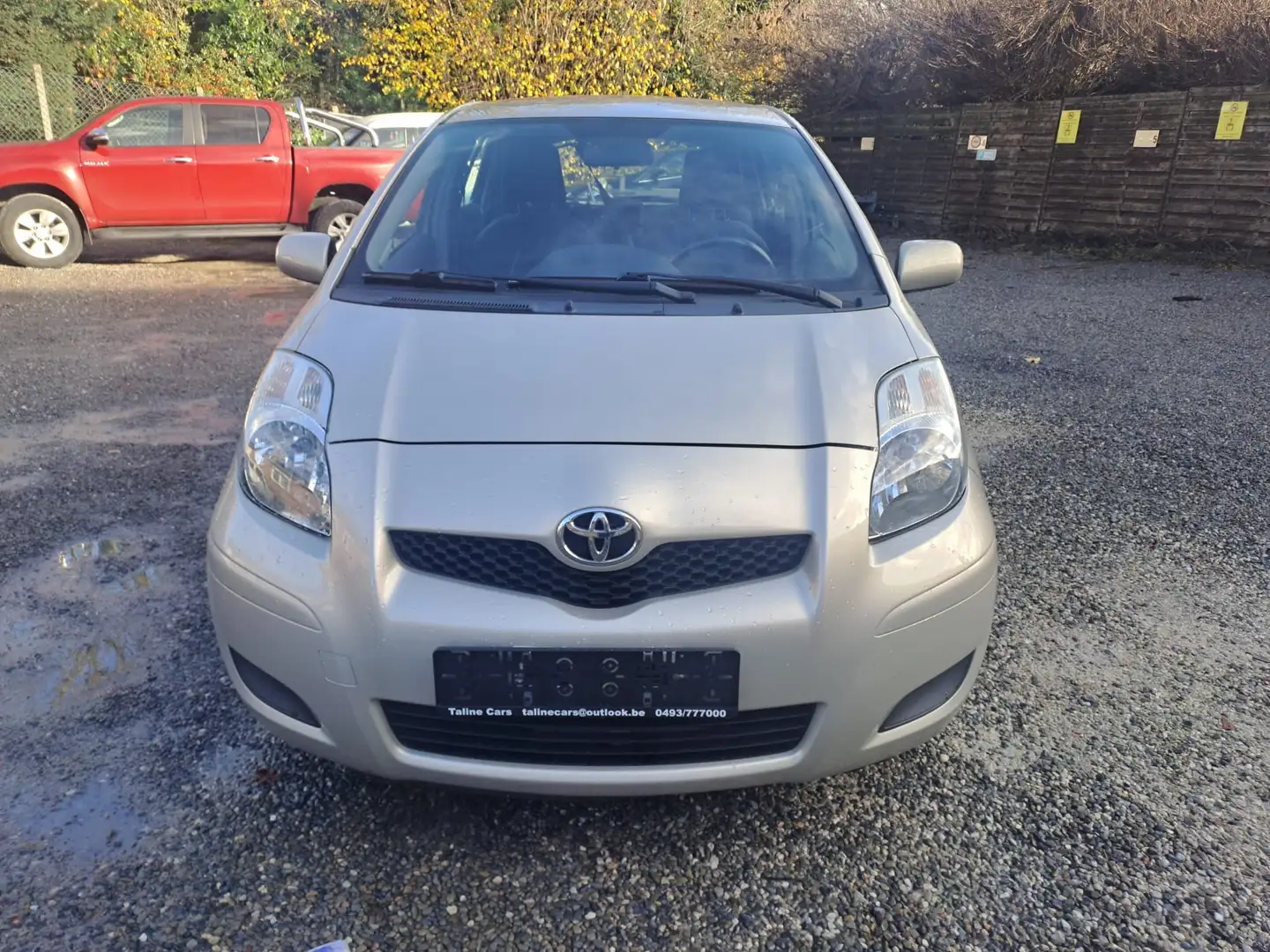 Toyota Yaris 1.33i VVT-i Luna Or - 1