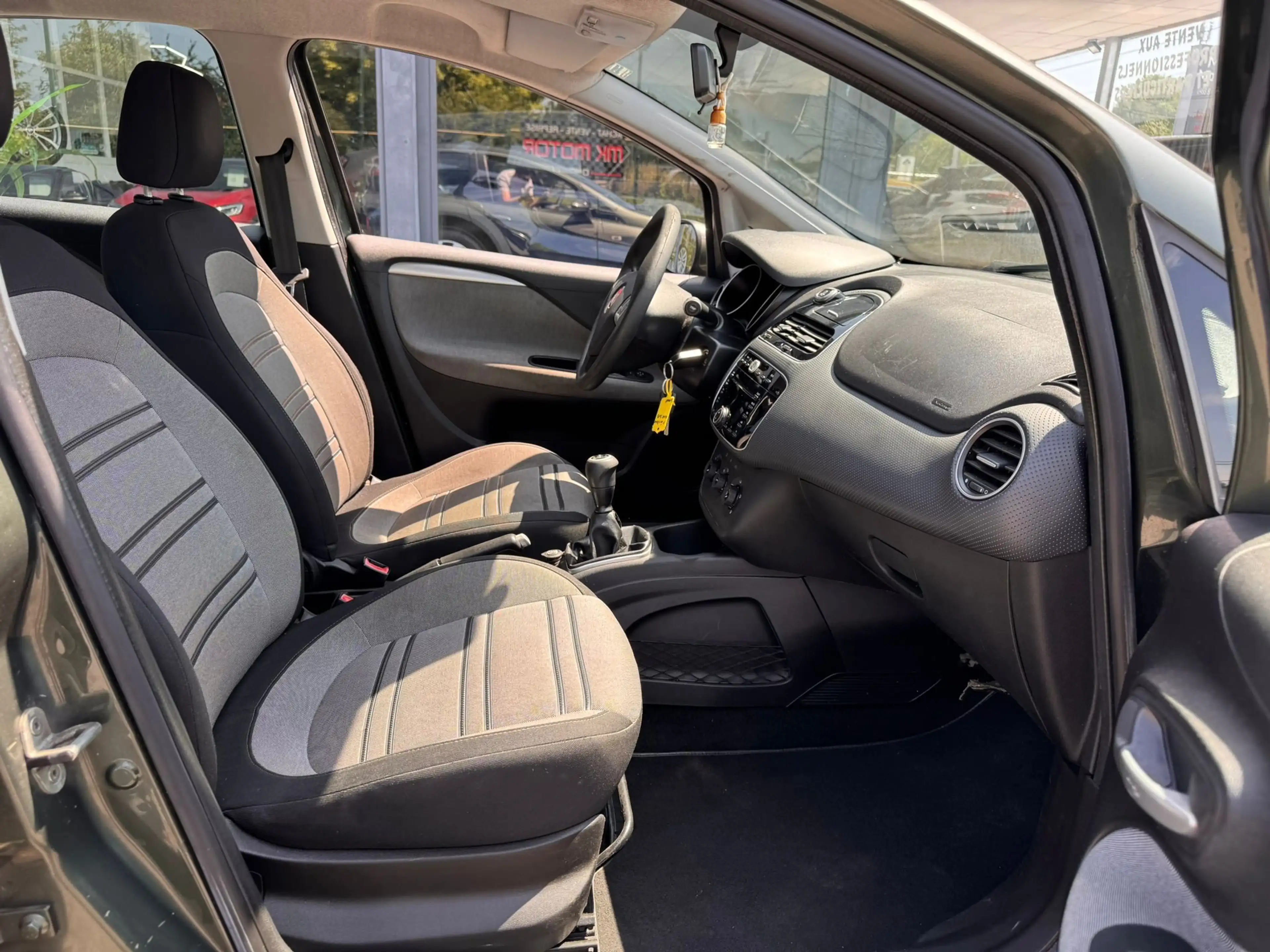 Fiat Punto Evo 🟩1.3 DIESEL 95CV - BOITE AUTOMATIQUE - AIRCO — photo 15