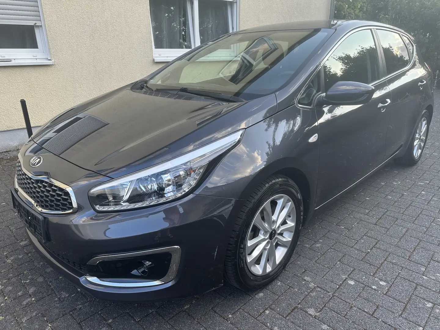 Kia Ceed / cee'd Dream Team Grau - 2