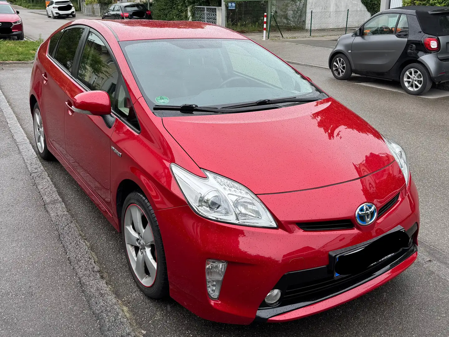 Toyota Prius Prius (Hybrid) Rouge - 2