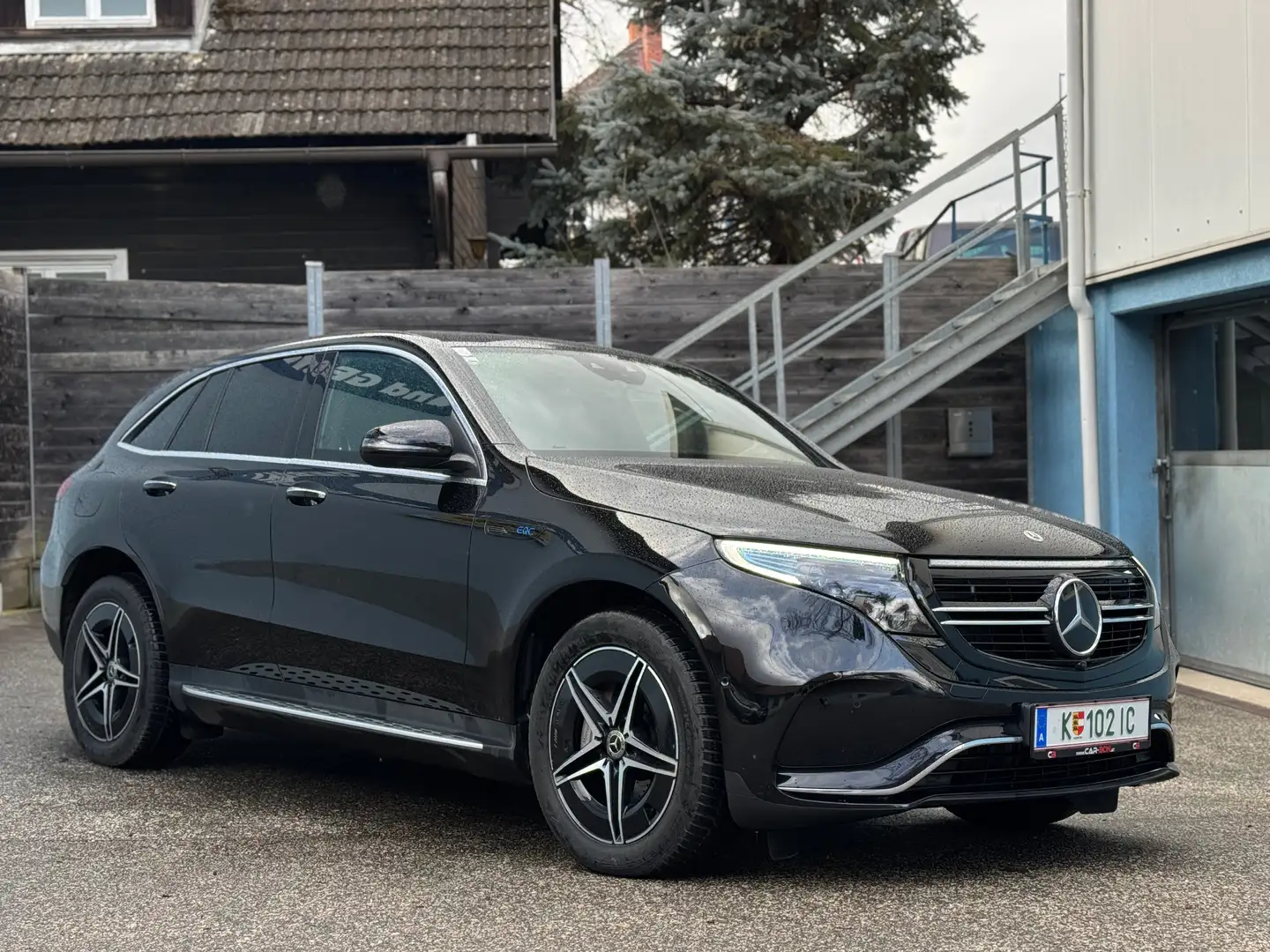 Mercedes-Benz EQC 400 EQC 400 4Matic AMG Burmester Keyless Distr. Noir - 1