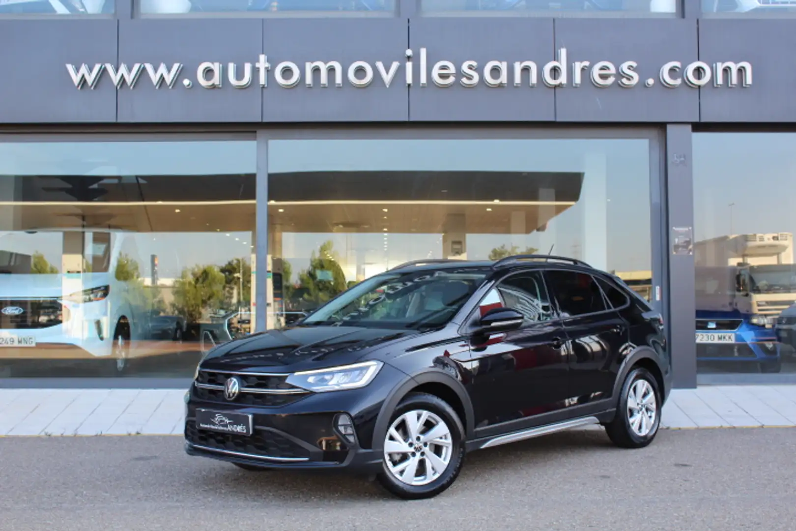 Volkswagen Taigo 1.0 TSI Life 70kW Noir - 1