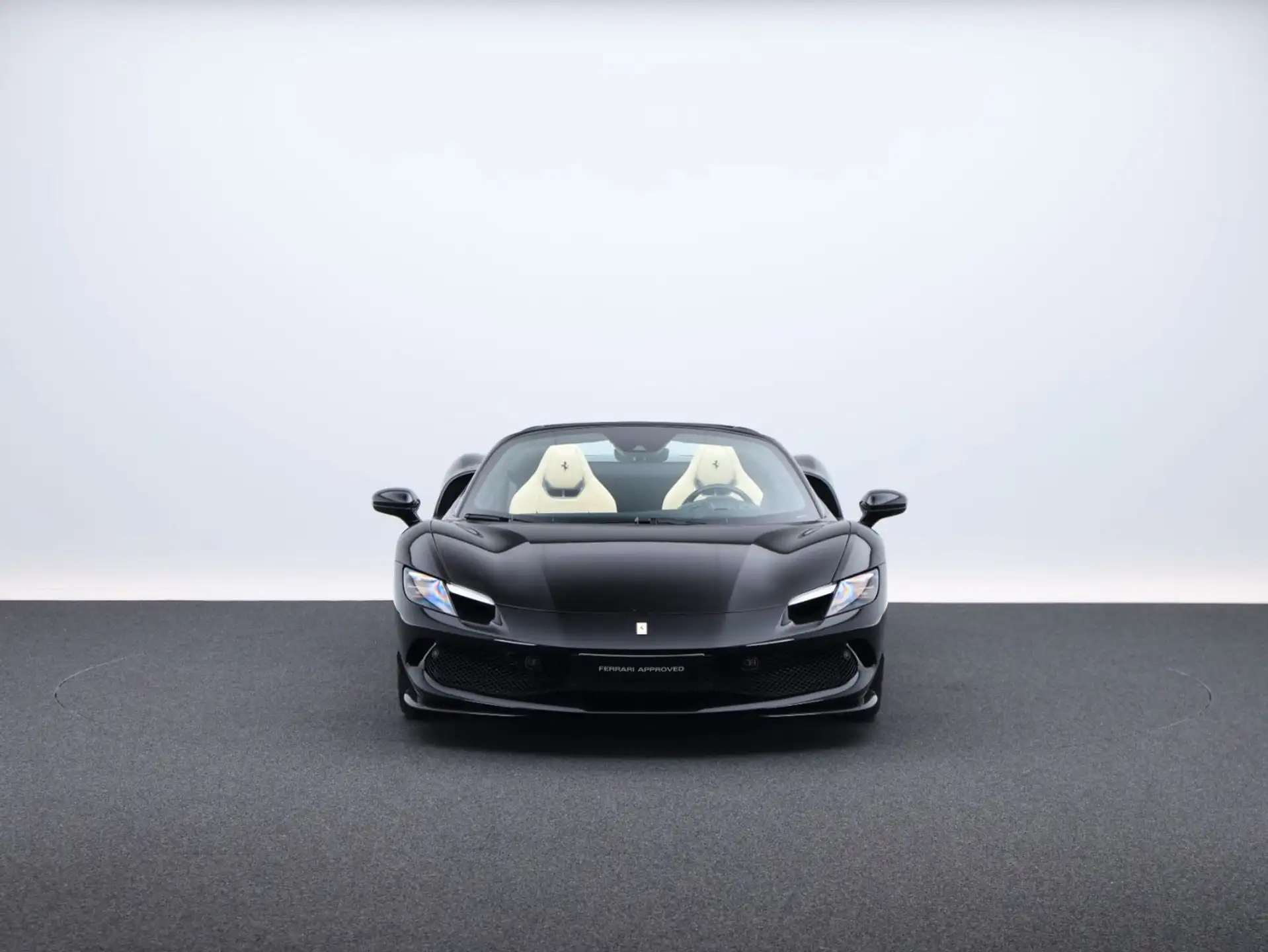 페라리 296 GTS 2023 검정 사진 2