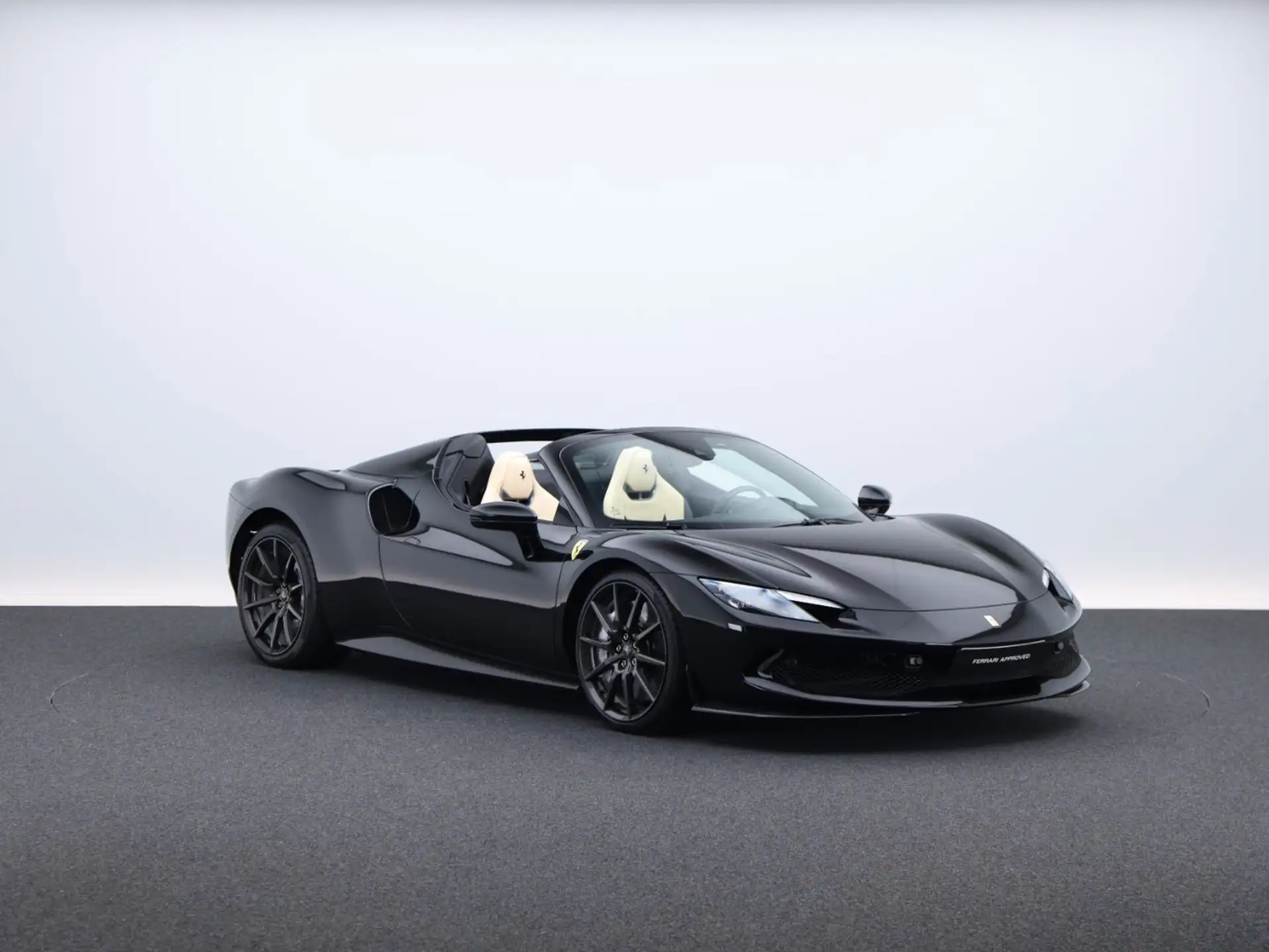 페라리 296 GTS 2023 검정 사진 3