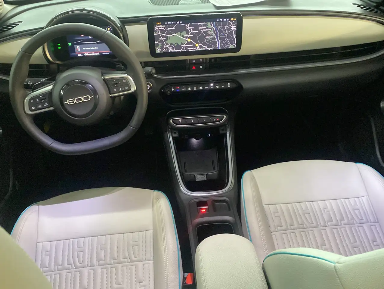 Fiat 600 1.2 Hybrid La Prima DCT6*ACC*Navi*Leder*LED 3