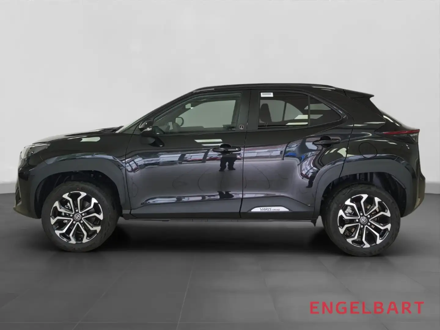 Toyota Yaris Cross 1.5 Hybrid Teamplayer Winter Paket Keyless SHZ Negro - 2