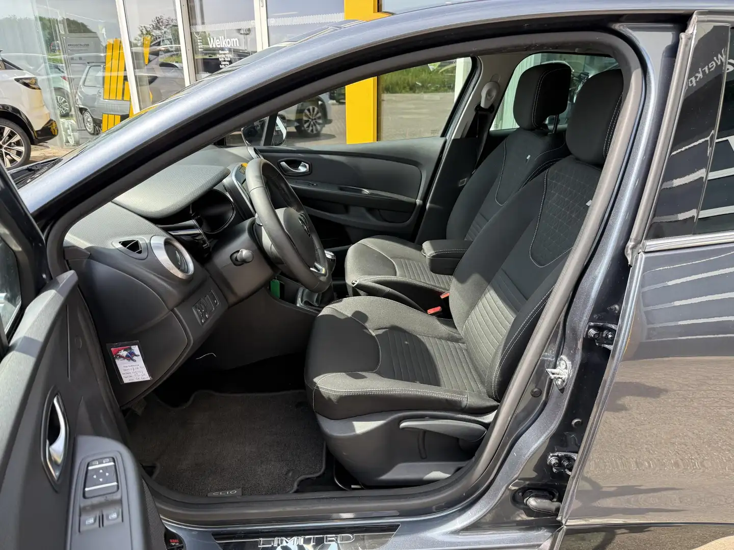 Renault Clio 0.9 TCe Limited | NAP | Volledig onderhouden | Nav Gris - 2