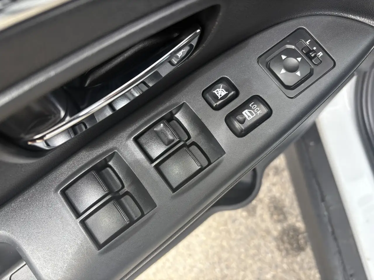 Mitsubishi RVR снимка Mitsubishi RVR