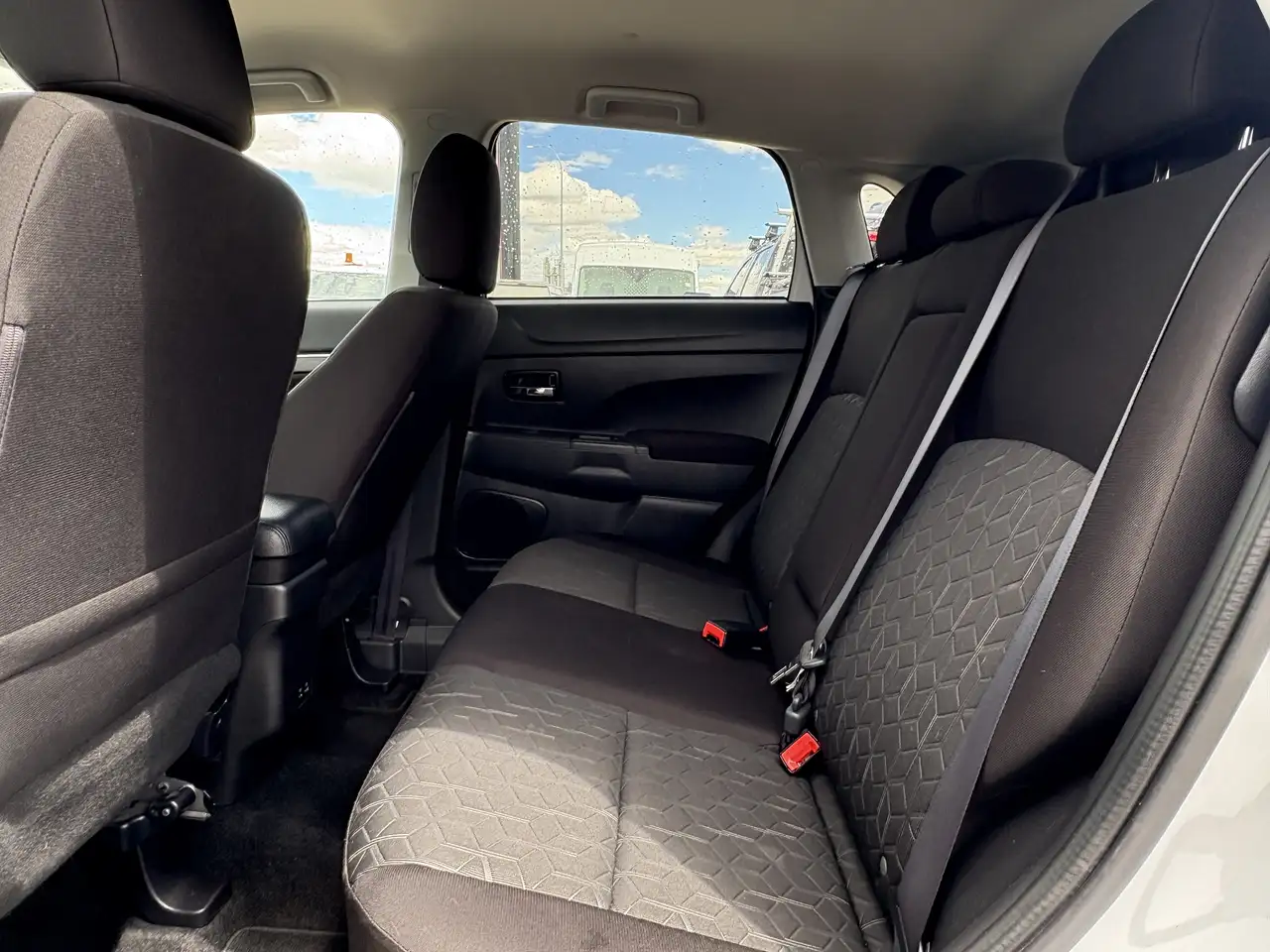 Mitsubishi RVR снимка Mitsubishi RVR