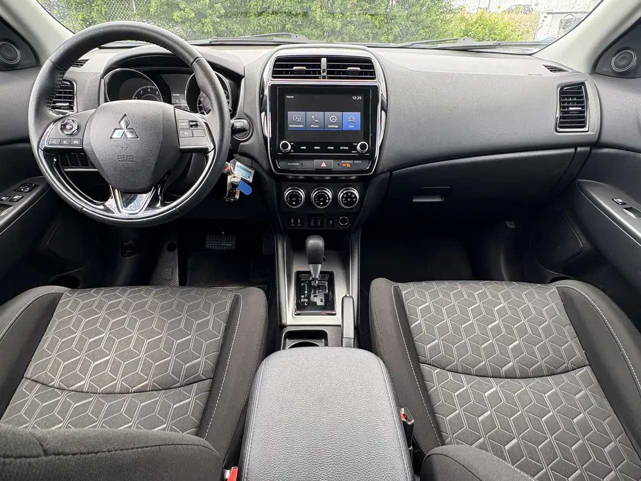 Mitsubishi RVR снимка Mitsubishi RVR