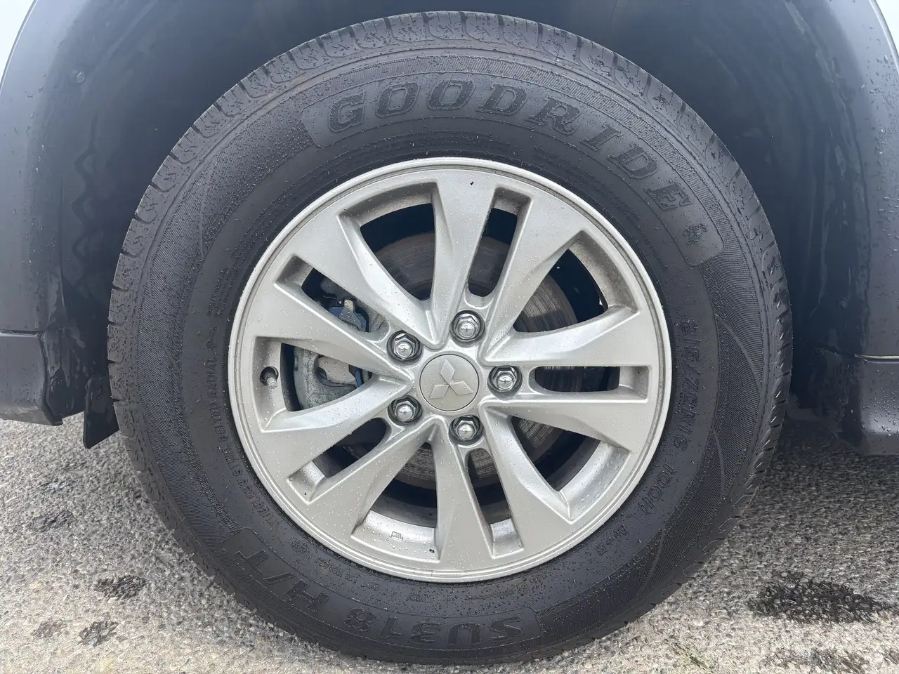 Mitsubishi RVR снимка Mitsubishi RVR