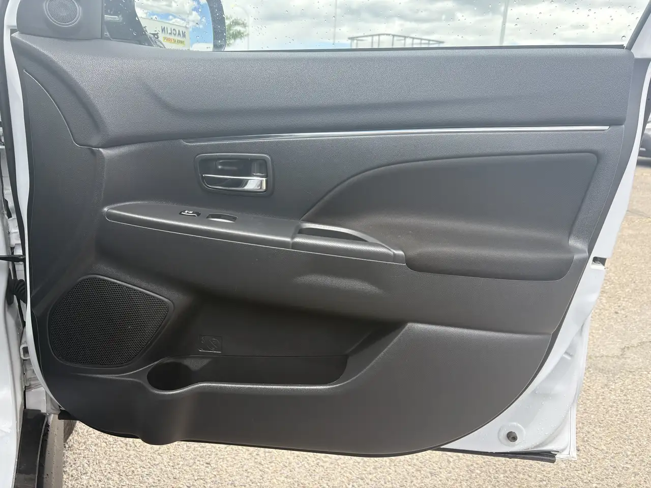Mitsubishi RVR снимка Mitsubishi RVR