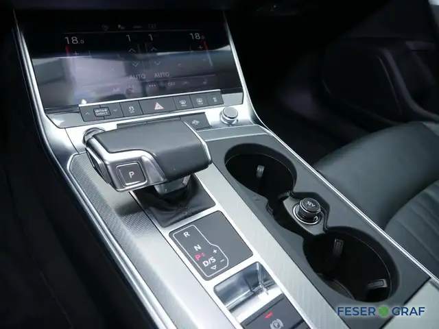 Audi A6 view 9