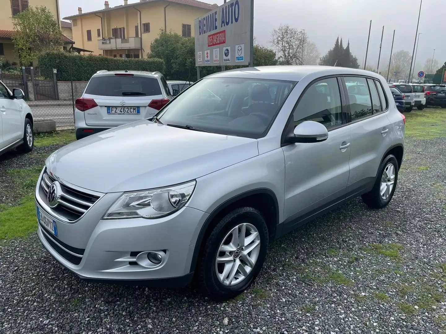 Volkswagen Tiguan 1.4 TSI 4MOTION Sport & Style Silber - 2