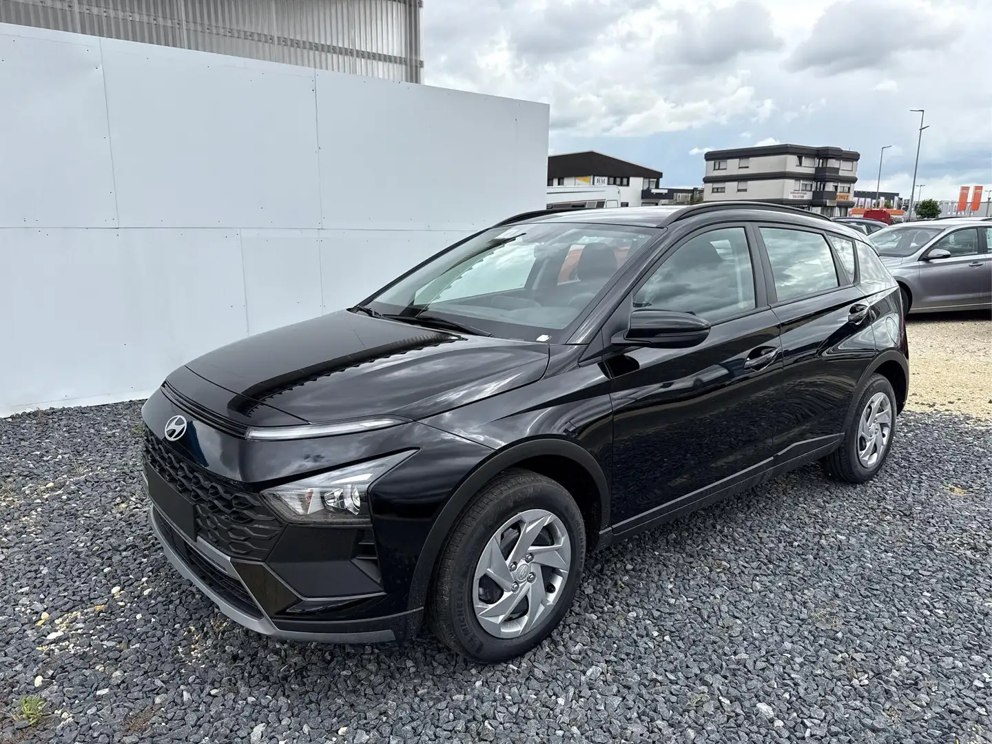 Hyundai BAYON LIFE FL NAVI RFK PDC 1.2 MPI 57,9kW/79PS EURO6 ... Schwarz - 1