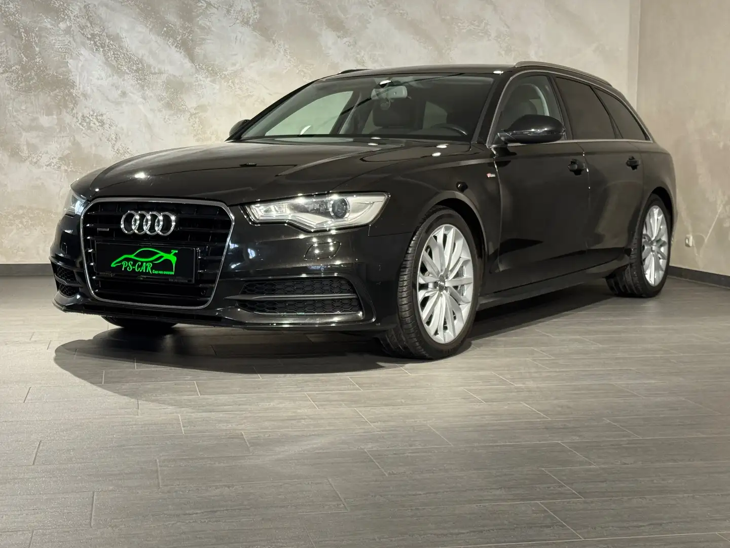 Audi A6 3.0 TDI Quattro**S-tronic**S-line** Schwarz - 1