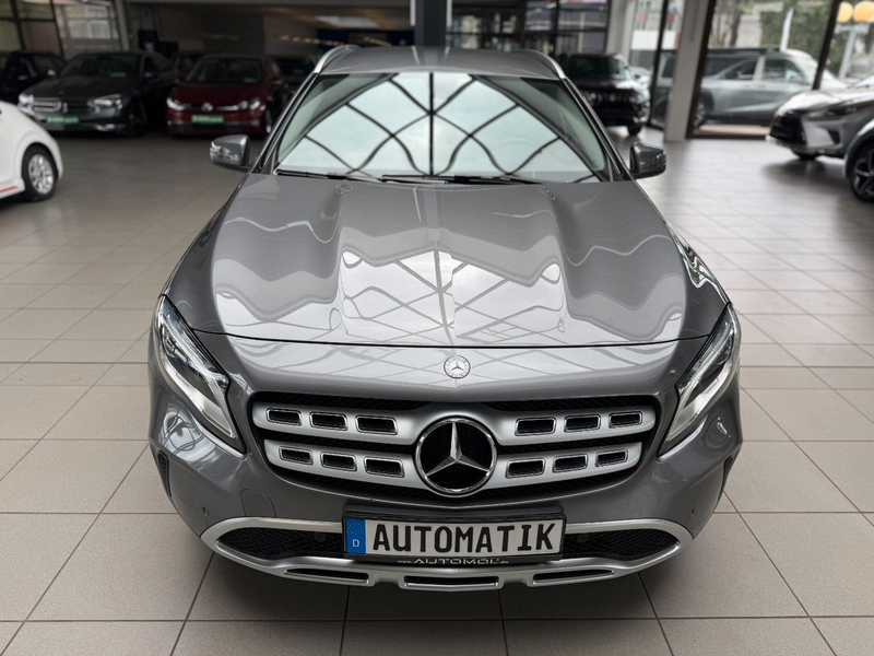 Mercedes-Benz GLA 250 Urban Automatik — photo 2