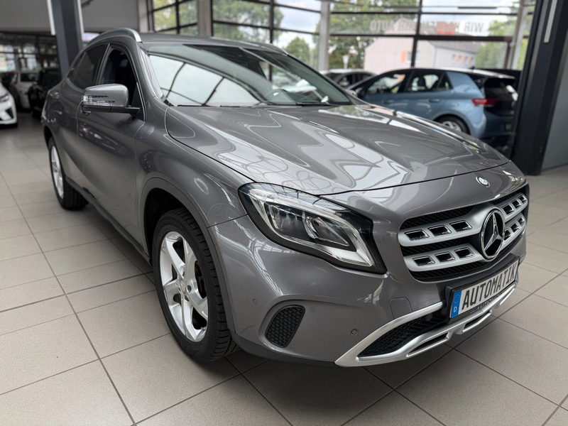Mercedes-Benz GLA 250 Urban Automatik — photo 3