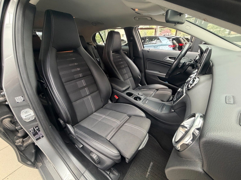 Mercedes-Benz GLA 250 Urban Automatik — photo 15