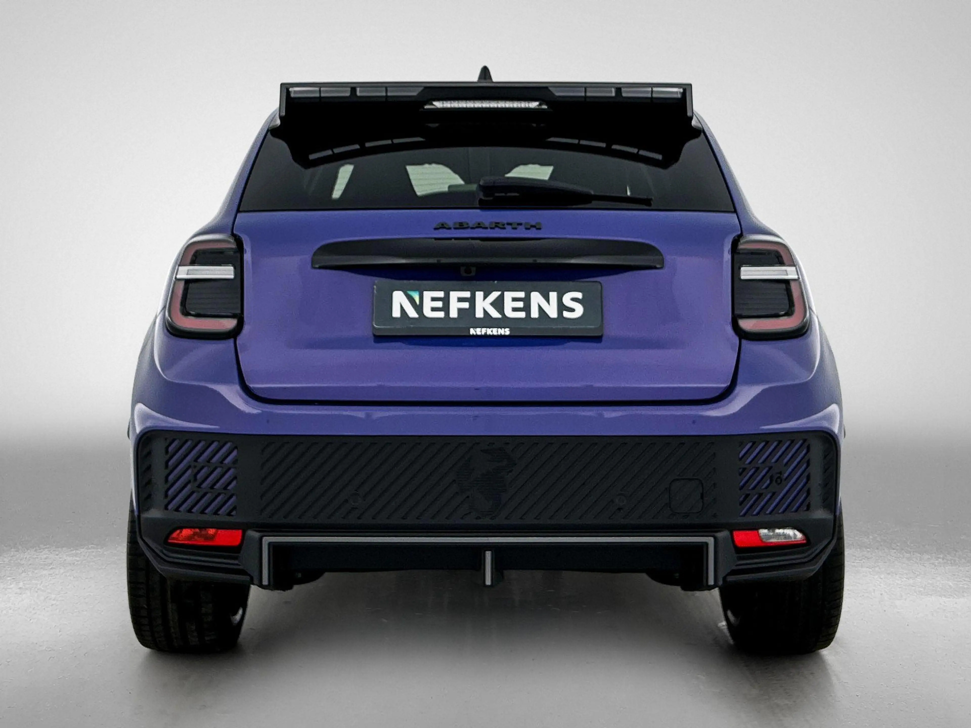Abarth 600e Scorpionissima 54 kWh | 20 inch velgen | Navigatie — photo 6